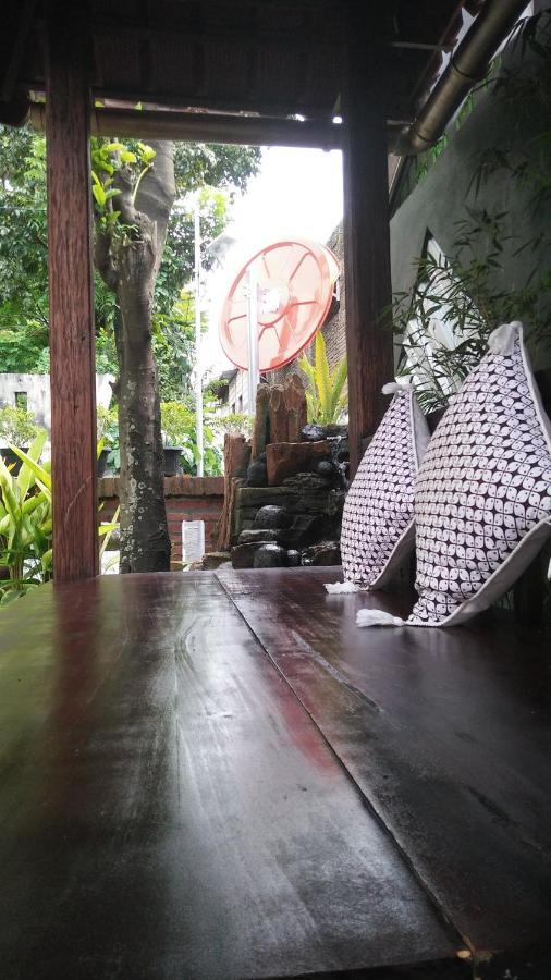 Ngampilan Backpacker Hostel Γιογκιακάρτα Εξωτερικό φωτογραφία