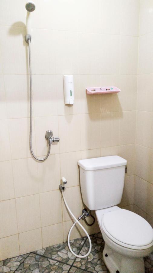 Ngampilan Backpacker Hostel Γιογκιακάρτα Εξωτερικό φωτογραφία