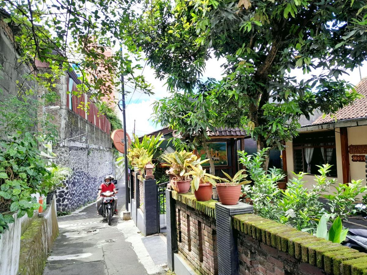 Ngampilan Backpacker Hostel Γιογκιακάρτα Εξωτερικό φωτογραφία